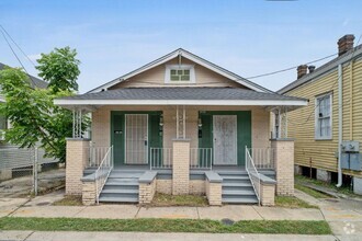 Building Photo - 2719 N Robertson St