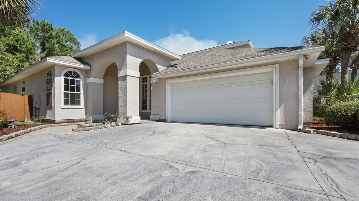 Foto principal - 7028 Starfish Ct