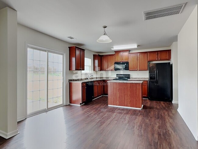 Foto del edificio - 12814 Settlers Trail Ct