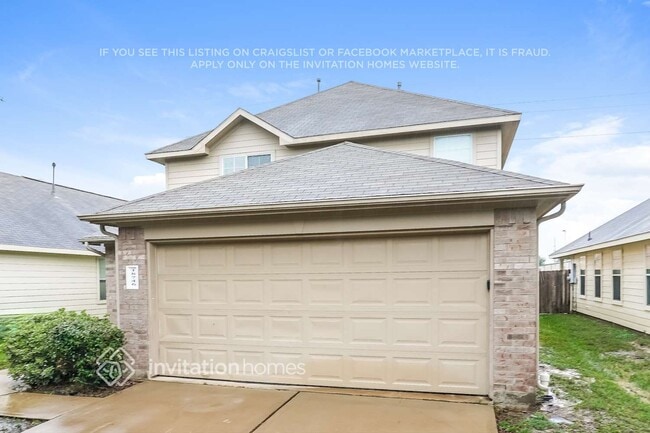 Building Photo - 18746 Dennington Dr