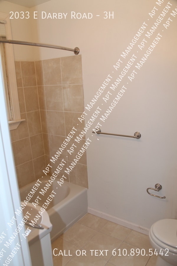 Photo - 2033 E Darby Rd Apartment