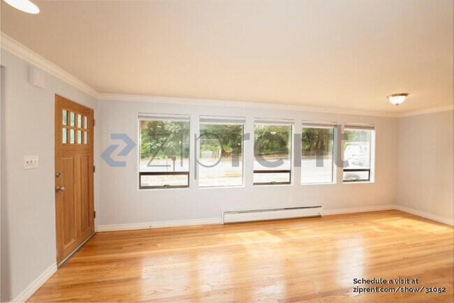 Foto del edificio - 122 NE 130th St