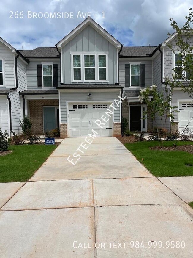 Building Photo - 266 Broomside Ave