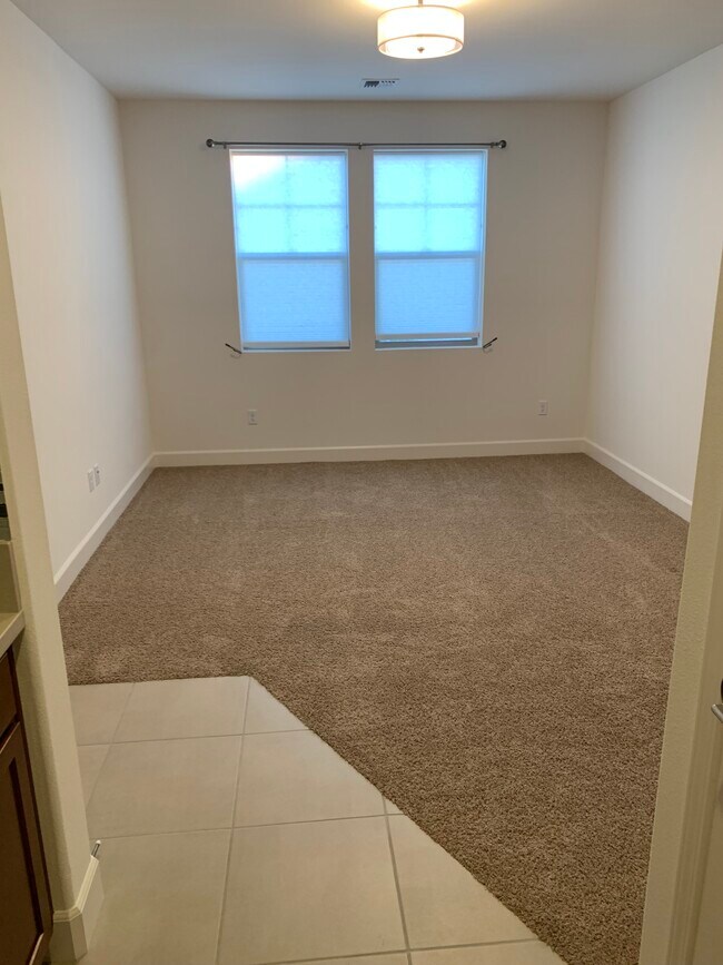 Building Photo - 11138 Freedom Range Ln