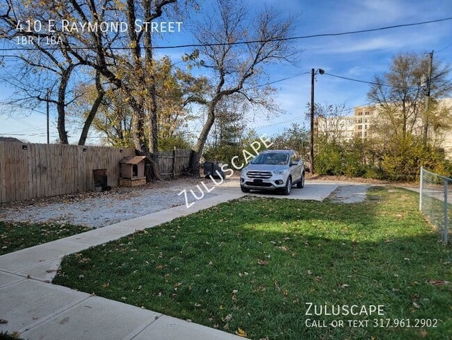 Building Photo - 410 E. Raymond / 1 bedroom 1 bathroom Apar...
