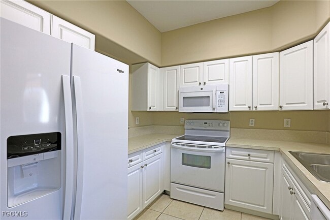 Building Photo - 4160 Castilla Circle