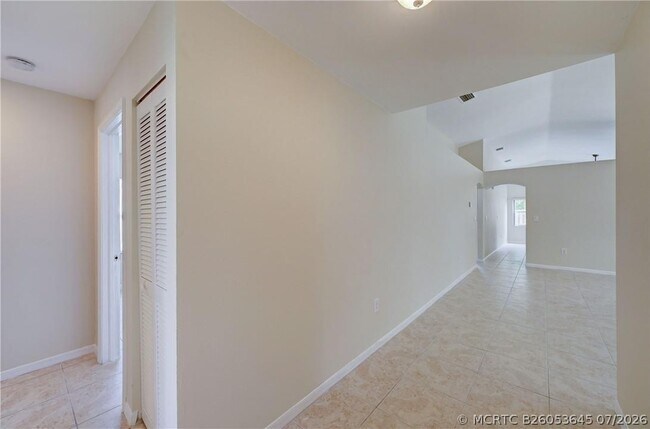 Foto del edificio - 13348 NW 13th St