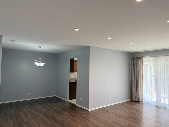 Foto del edificio - 1312 Coventry Cir