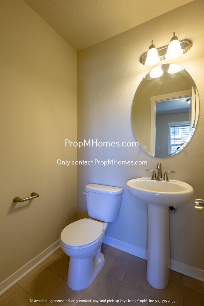 Foto del edificio - Stellar Brand New Wilsonville Four Bedroom...