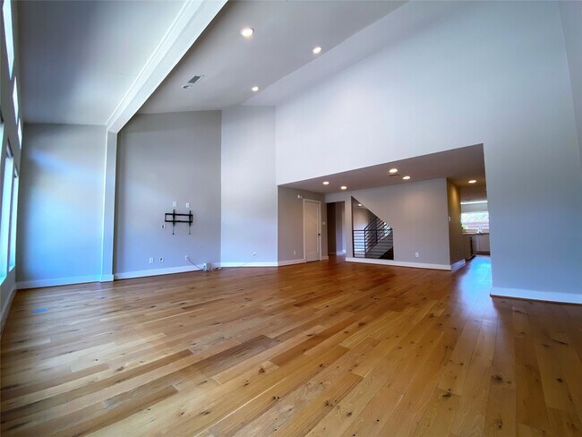 Foto del edificio - 4116 McDuffie St