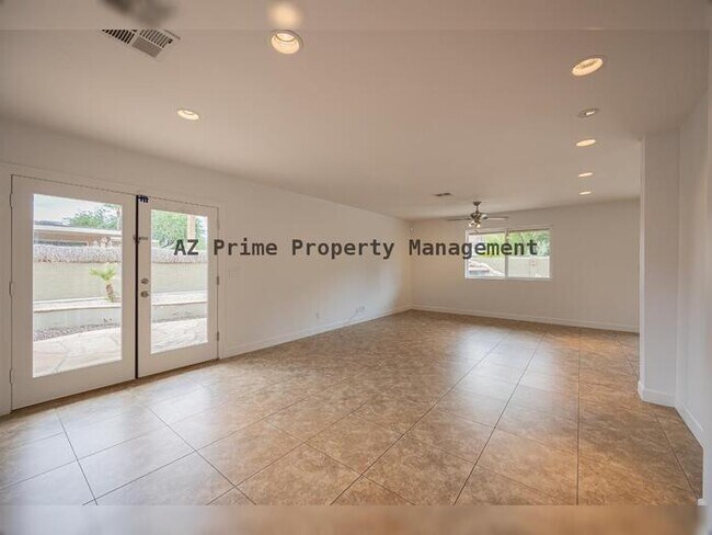 Foto del edificio - 5301 N 43rd Pl