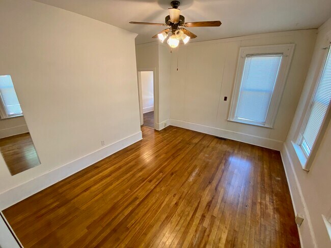 Foto del edificio - 902 8th St S