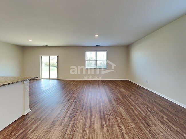 Foto del edificio - 7039 Berkswell Dr