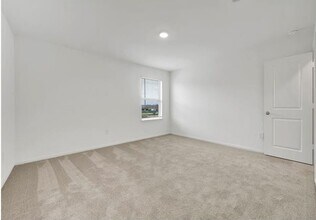 Building Photo - 21102 Turtle Gln Ln