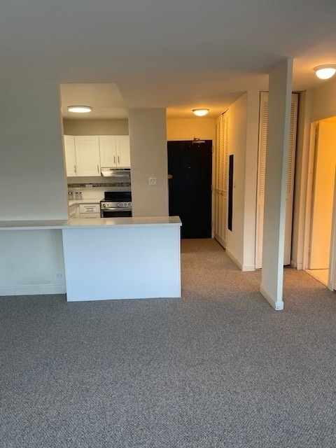 Building Photo - 4250 N Marine Dr