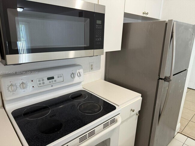 Building Photo - 15422 SW 284th St