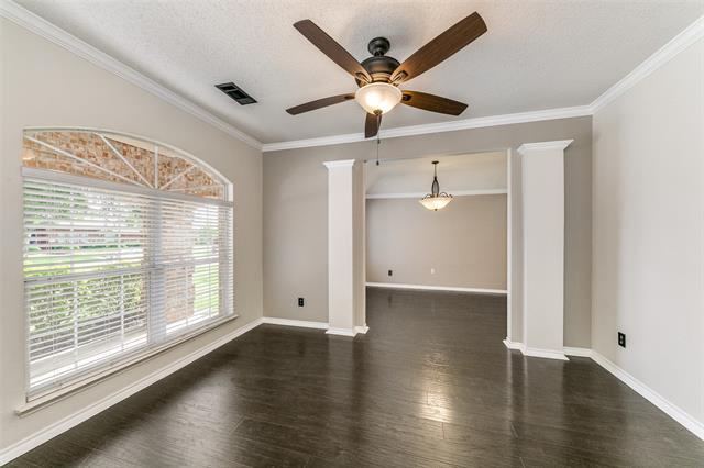 Foto del edificio - 1514 Tanglewood Dr