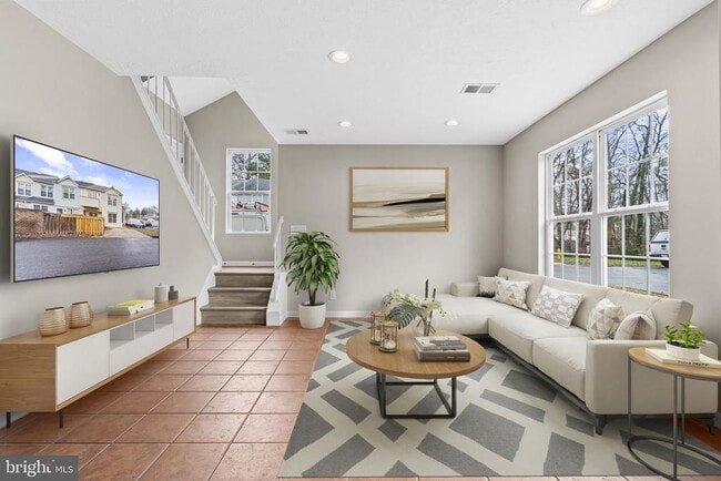 Building Photo - 46359 Columbus Dr