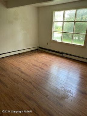 Foto del edificio - 247 Coolbaugh Rd