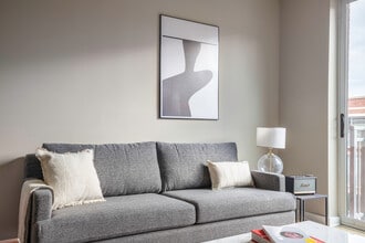 Building Photo - 6600 Colton Crawford Cir