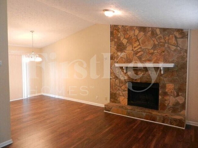 Foto del edificio - 2097 Phillips Road