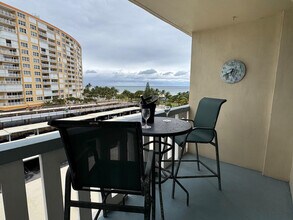 Building Photo - 305 N Pompano Beach Blvd