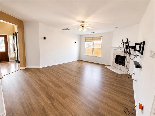 Foto del edificio - 1818 Lake Texoma Cir