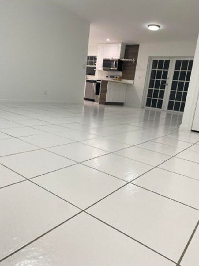 Foto del edificio - 9976 Liberty Rd