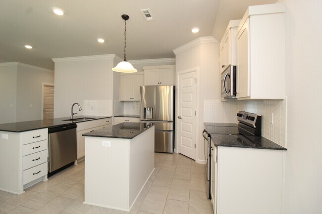 Foto del edificio - 263 W Tyler Rd