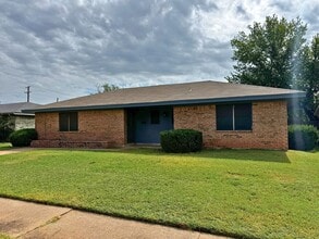 Building Photo - 4705 Trinidad Dr