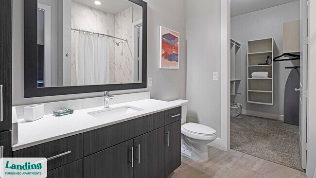 Foto del edificio - 1215 Sawyer St