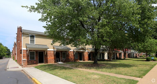 Lincoln Mews Apartments Richmond, VA