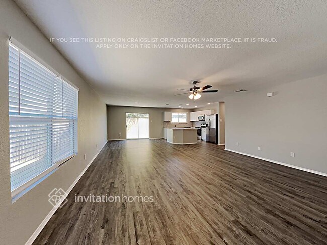 Foto del edificio - 728 Redwing Dr