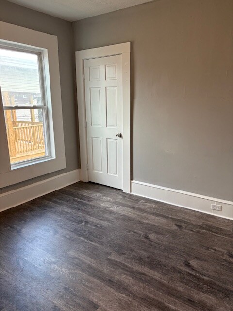 Foto del edificio - 219 Spruce St