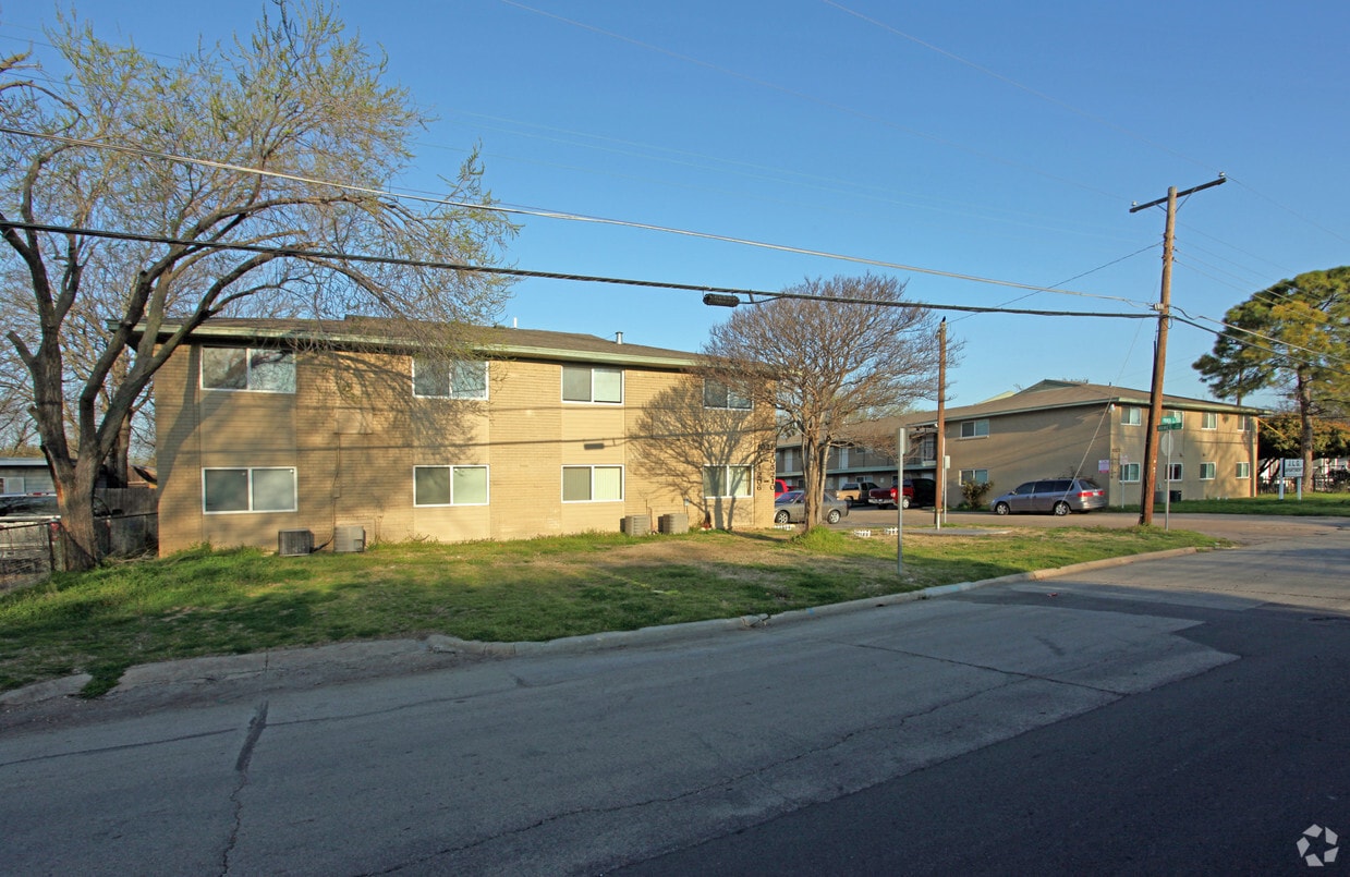 Building Photo - French Street Apartments