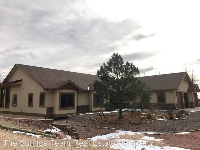 Foto del edificio - 7115 Wildridge Rd