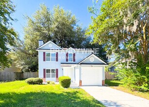 Building Photo - 12744 Serenade Cir S