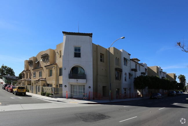 Building Photo - Aragon Condos