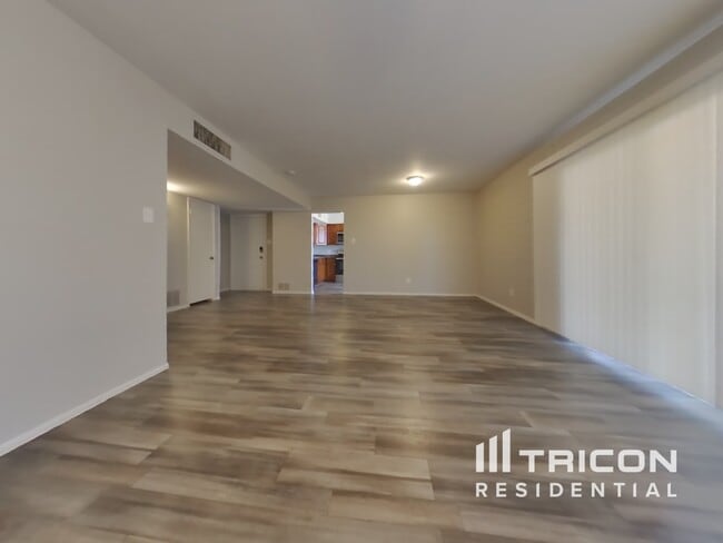 Foto del edificio - 6006 W Medlock Dr