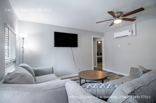 Foto del edificio - 226 Milray Ln