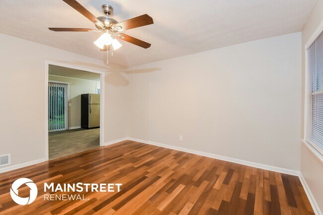 Foto del edificio - 3741 Cindy Dr