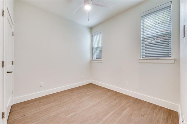 Foto del edificio - 5317 Reiger Ave