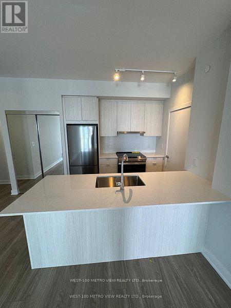 Building Photo - 430 Square One Dr