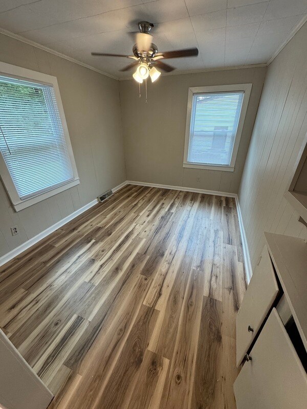 Foto del edificio - 1401 Roanoke Ave