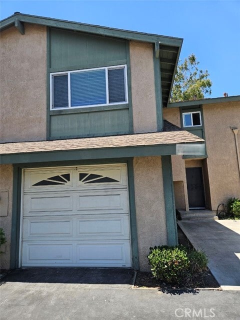 Building Photo - 5386 Villa Way