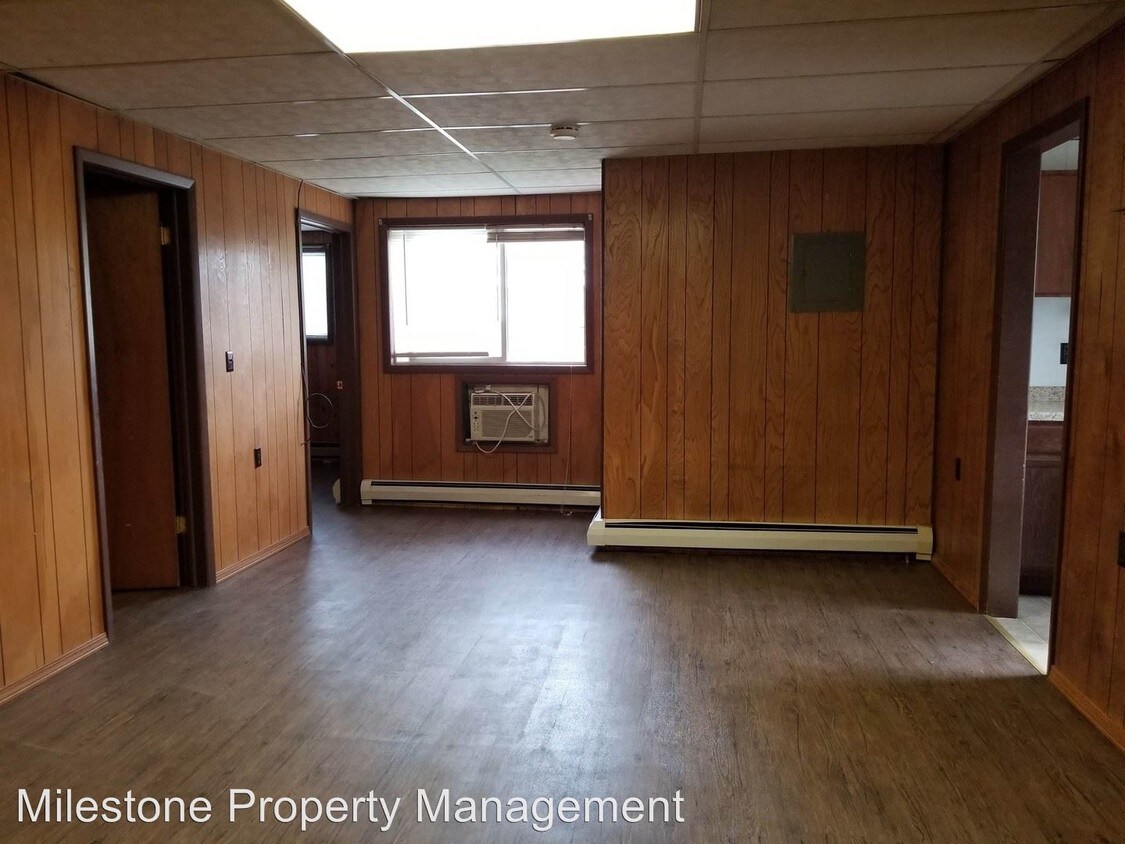 21 N 4th St, Miles City, MT 59301 Apartment for Rent in Miles City