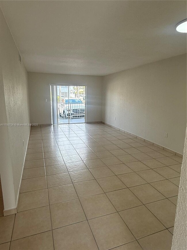Foto del edificio - 6850 W 16th Dr