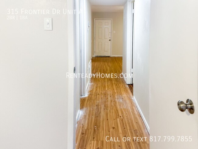 Building Photo - 315 Frontier Dr