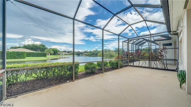 Foto del edificio - 12774 Devonshire Lakes Cir