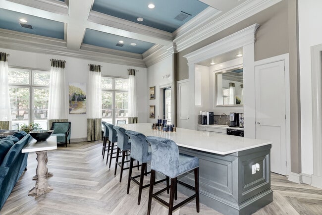 Huntington at King Farm apartments — community photo - Huntington at King Farm